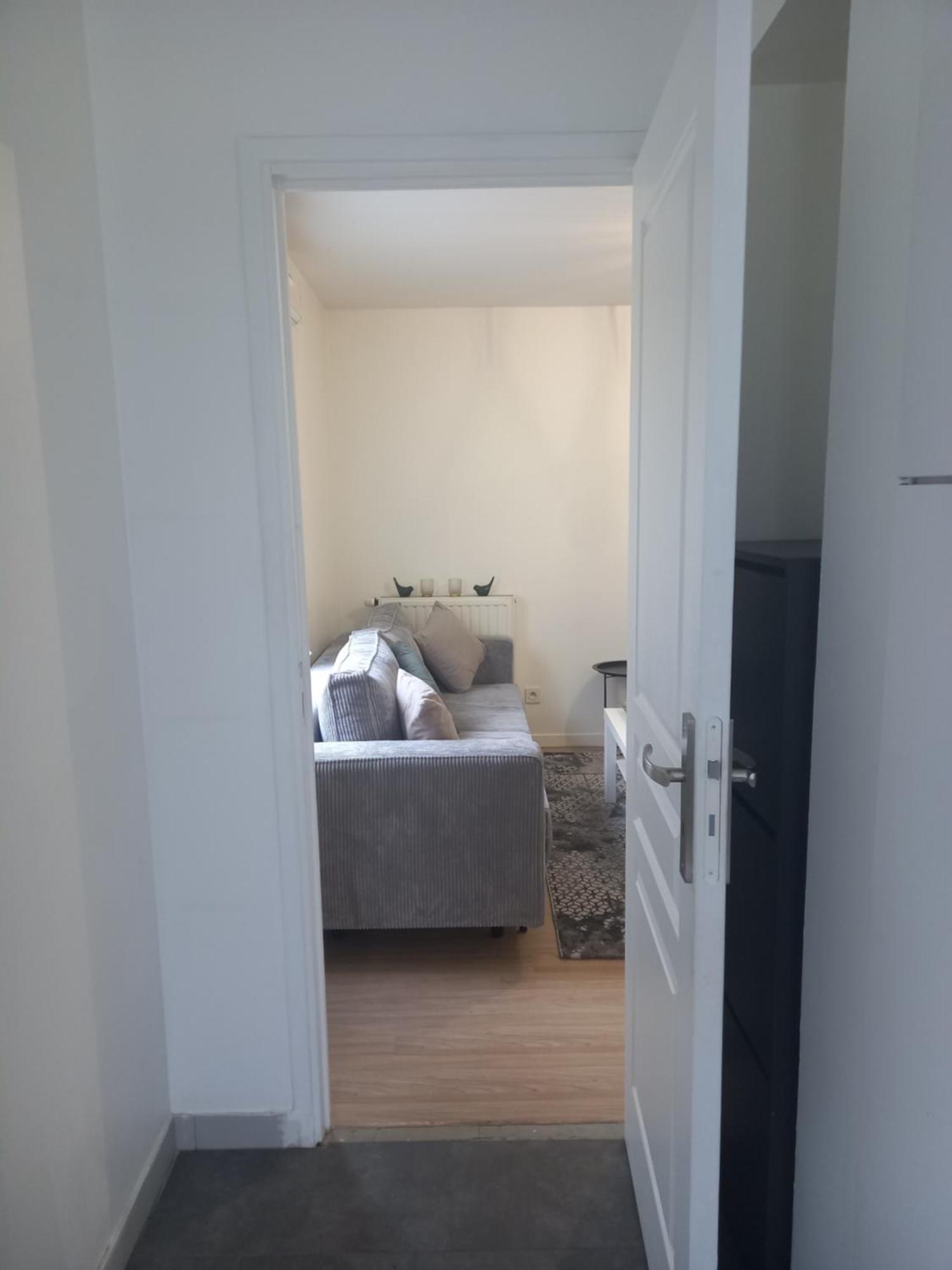 Chambre Privee Sdb Kitchenette Proche De Paris 생투앙 외부 사진